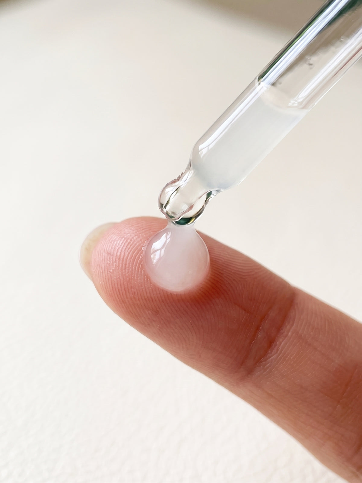 Sérum Booster d'Éclat Vitamine C & Acide Hyaluronique